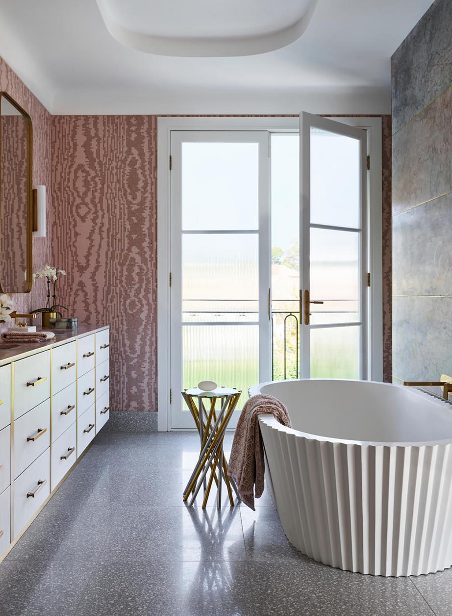 Benjamin Moore Color of the Year 2020: First Light tile inspiration